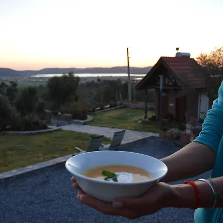 بيت خشبي Olive Garden Retreat دورت تيبي